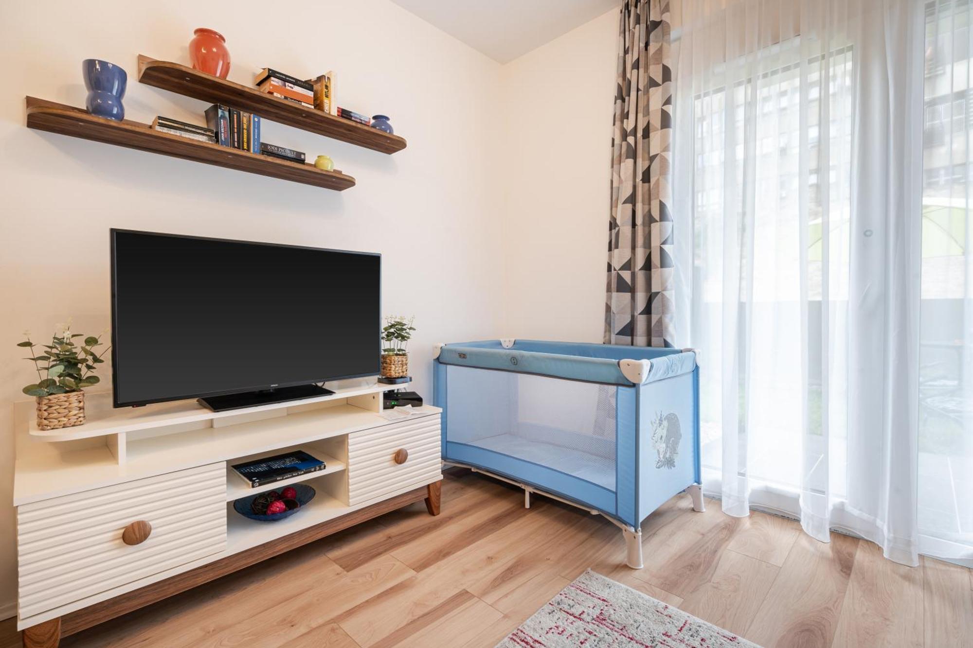Peter Apartment With Terrace Budapest Exterior foto